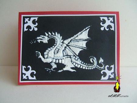 ART_2011_03_dragon_kirigami_1