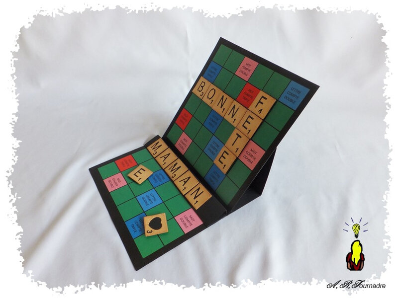 cARTe pupitre pour jouer au scrabble et son plateau à imprimer : Bonne fête Maman !