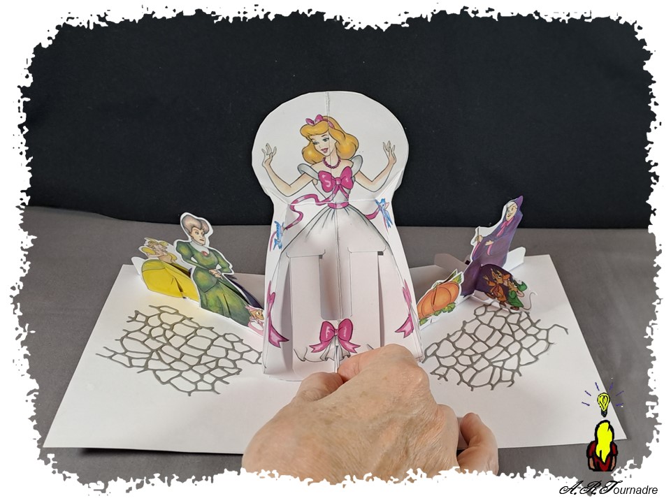ART 2025 08 Cendrillon 7 cendrillon métamorphosée en princesse