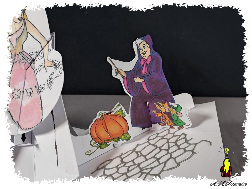 ART 2025 08 Cendrillon 9 Marraine la fée de Cendrillon et Jack la souris