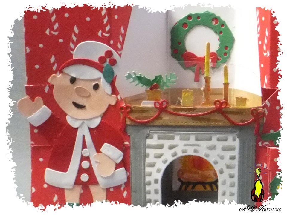 ART 2025 12 Pere et Mere Noel 8 la cheminée allumée