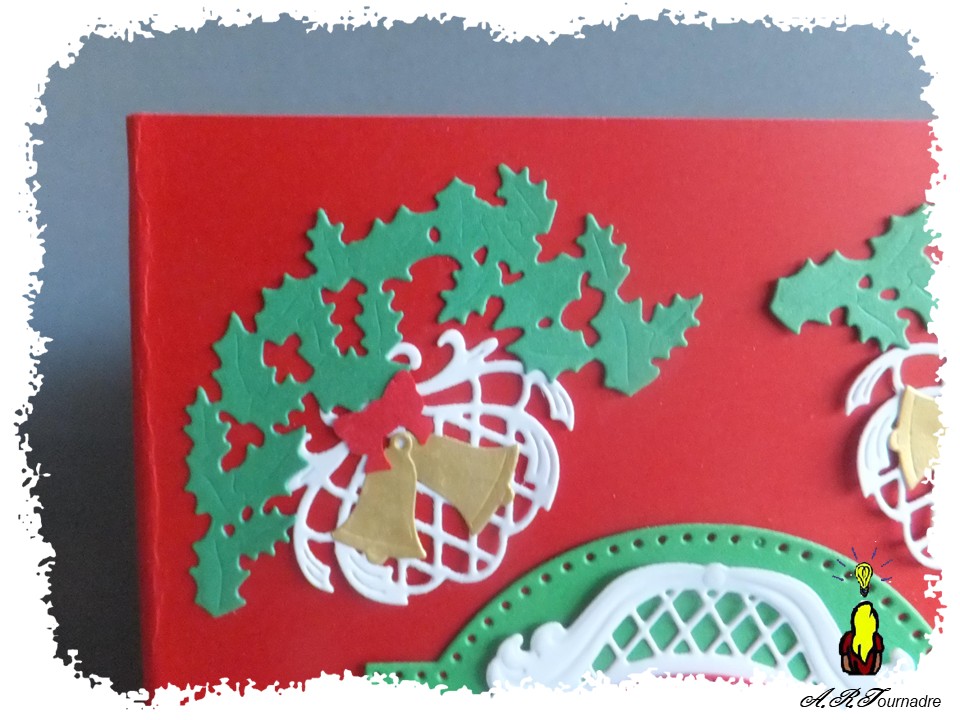 ART 2025 12 sapin PaperPaul foret 2 coins de dentelle et houx