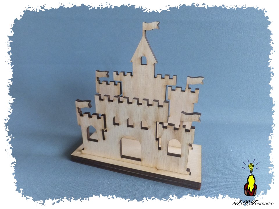 ART 2026 02 porte telephone chateau 1 porte téléphone vide