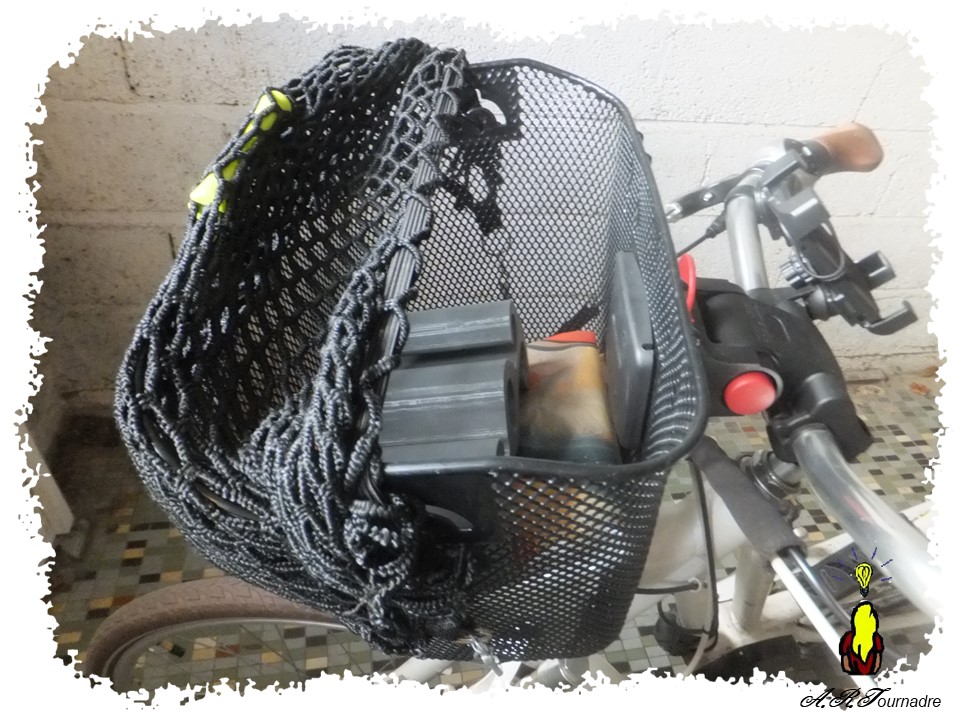 ART 2026 04 sacoches velo 8 support rangé dans panier vélo