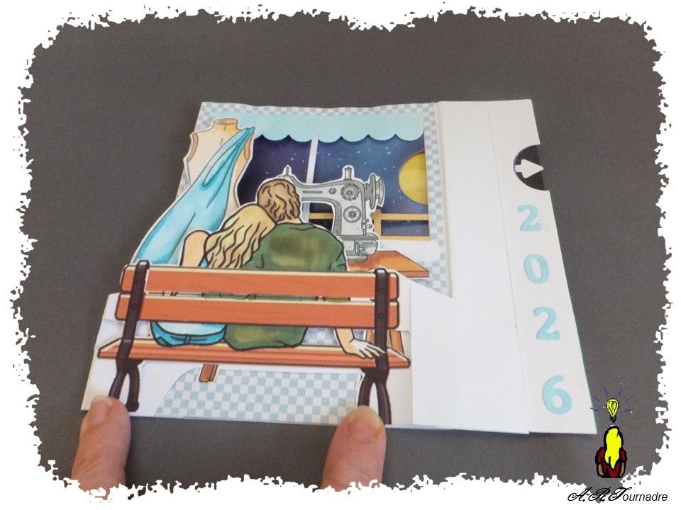 ART 2026 09 eclipse 6 carte pop-up repliée